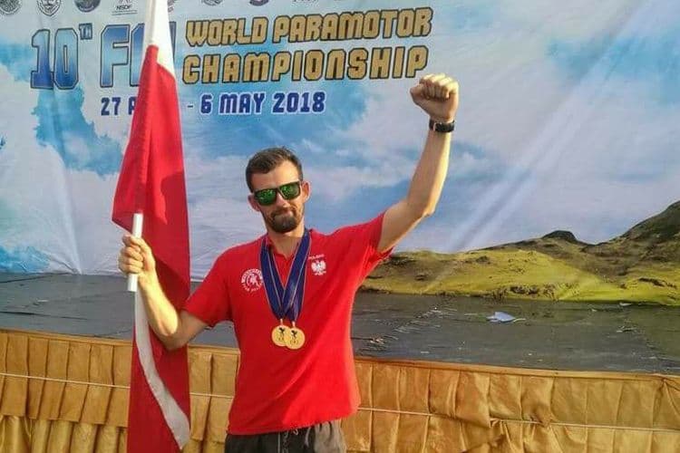 Szymon Winkler – mieszkaniec Świerklan mistrzem świata w motoparalotniarstwie