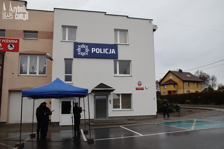 Posterunek policji w Świerklanach otwarty